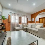 Stylish 4br In Part Of St'julians By 360 Estates 아파트