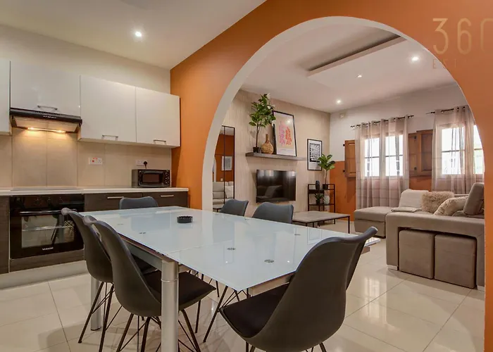 Appartamento Stylish 4br In Part Of St'julians By 360 Estates